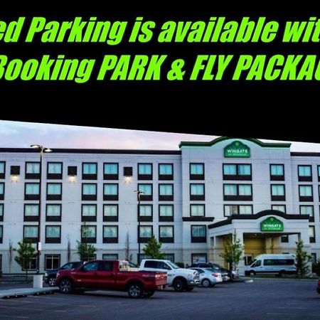 Wingate By Wyndham Calgary Airport Hotell Exteriör bild