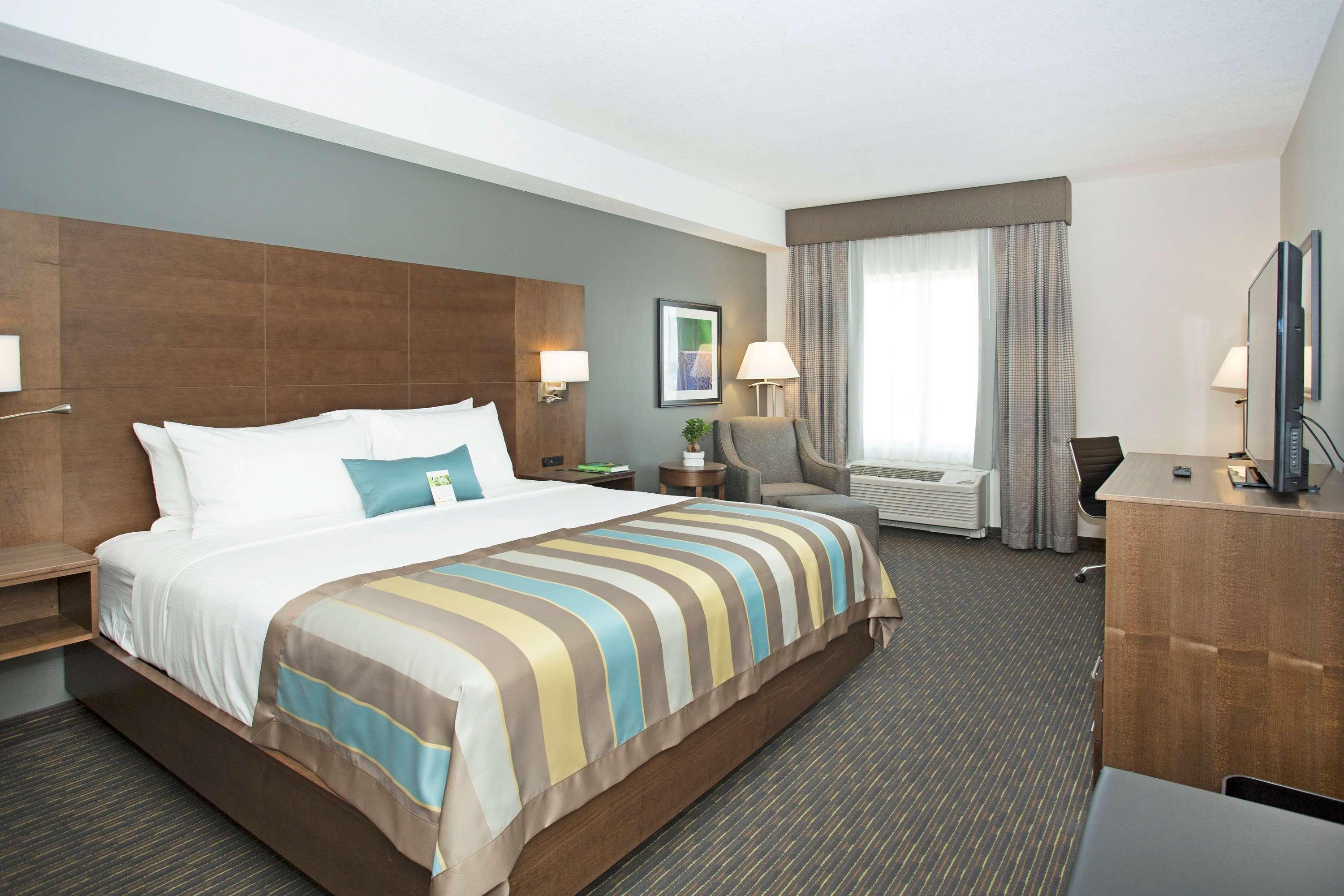 Wingate By Wyndham Calgary Airport Hotell Exteriör bild