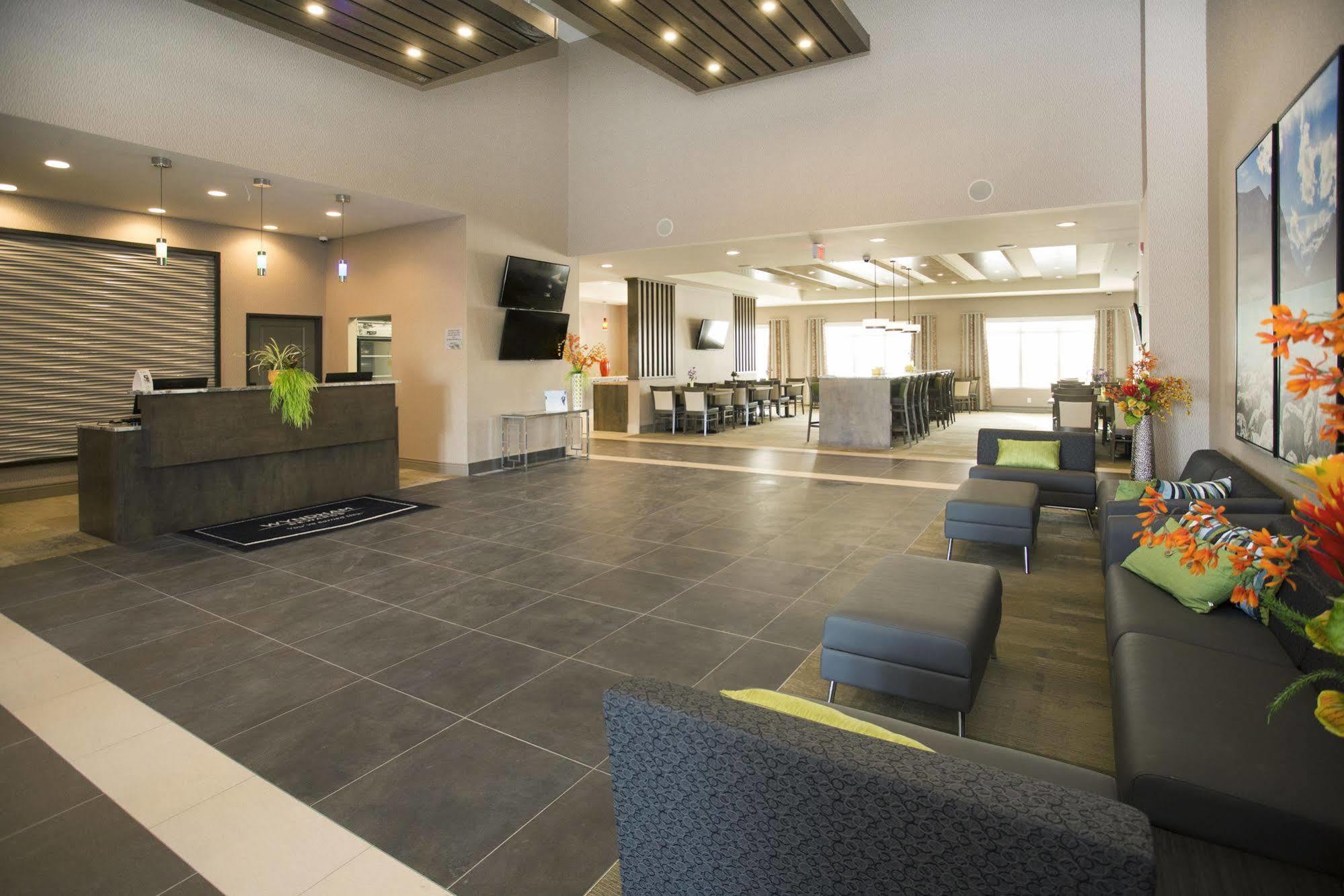 Wingate By Wyndham Calgary Airport Hotell Exteriör bild